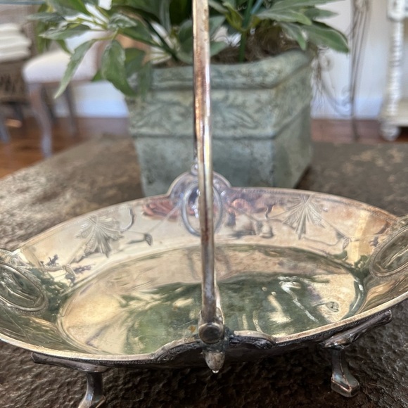 Vintage Silver Plated Serving Basket Rogers & Smith & Co - Picture 2 of 7